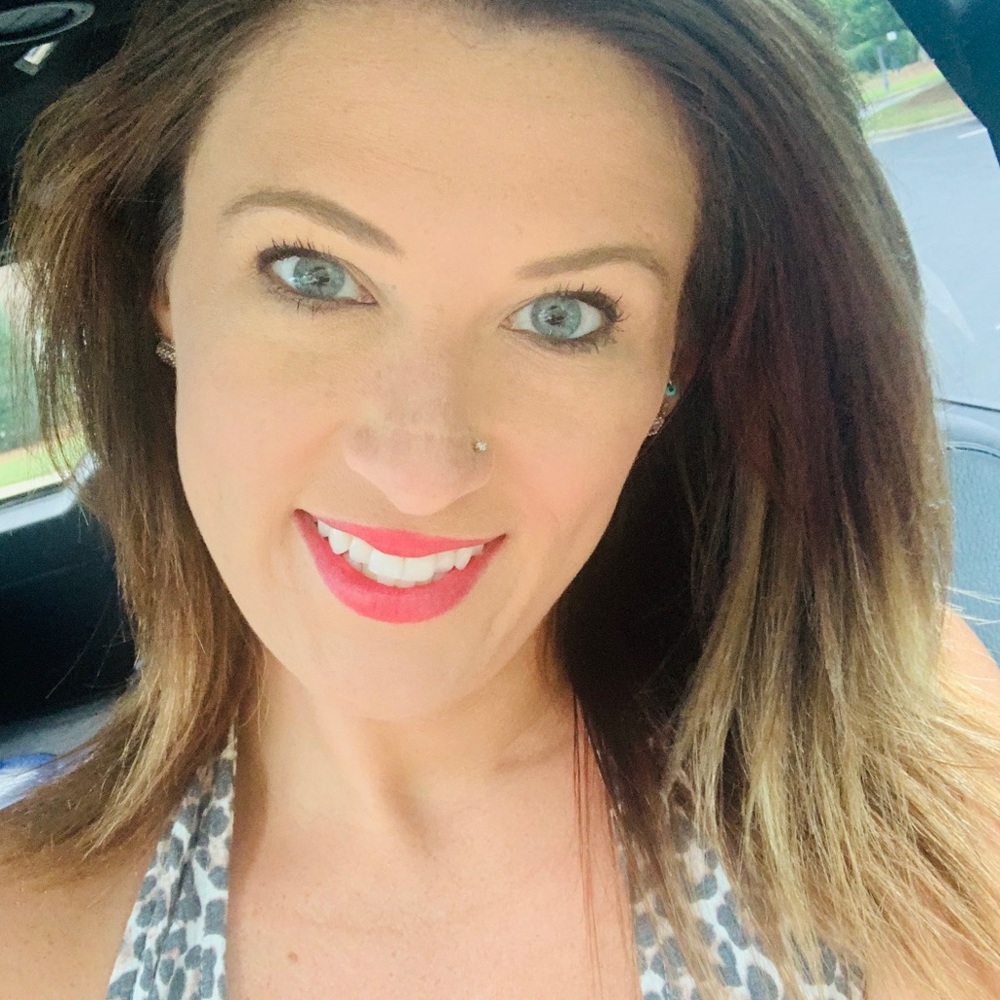 Meet your Posher, Tiffany